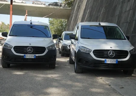 eCitan Mercedes Benz fronte