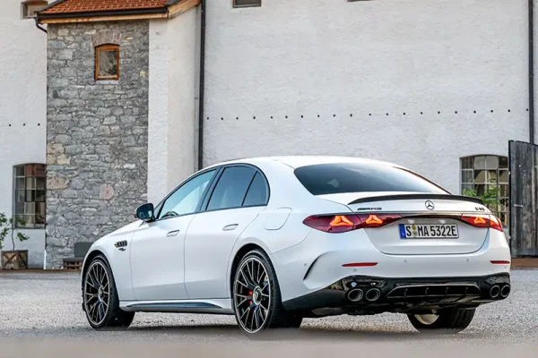 Mercedes AMG E 53